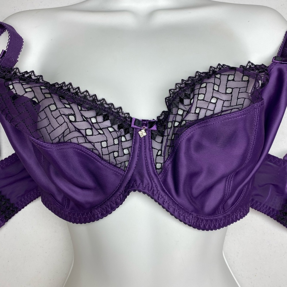 NWT Curvy Kate PLUM/BLK Unlined Underwire, 30J  *P1036